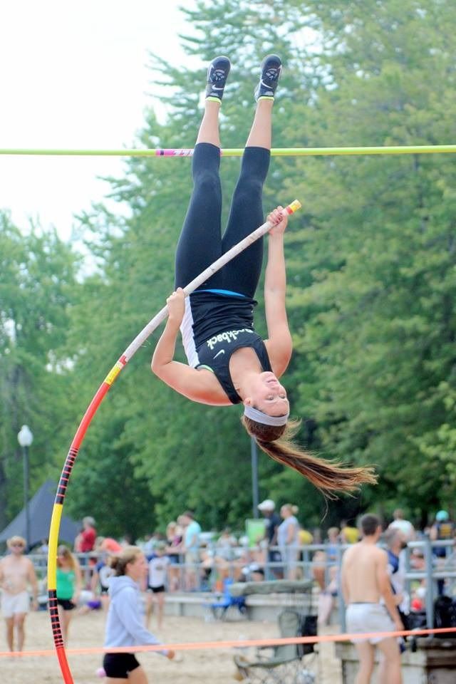 Photo of pole vaulter